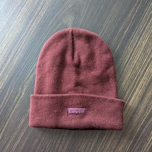 Levi's Burgundy Beanie